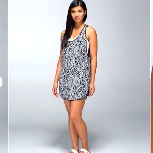 Lululemon Coastal DressPretty Palm Black Angel Wing large